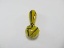 Load image into Gallery viewer, Black Swirl Yellow Hand Pipe