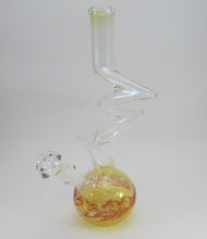 Load image into Gallery viewer, Zig Zag Spikes Water Pipe