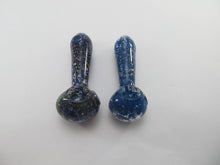 Load image into Gallery viewer, Blue or Black Speckled Hand Pipe