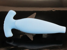 Load image into Gallery viewer, Silicone Shark Pipe