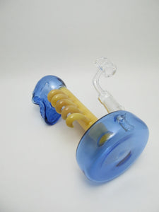 Blue and yellow skull rig